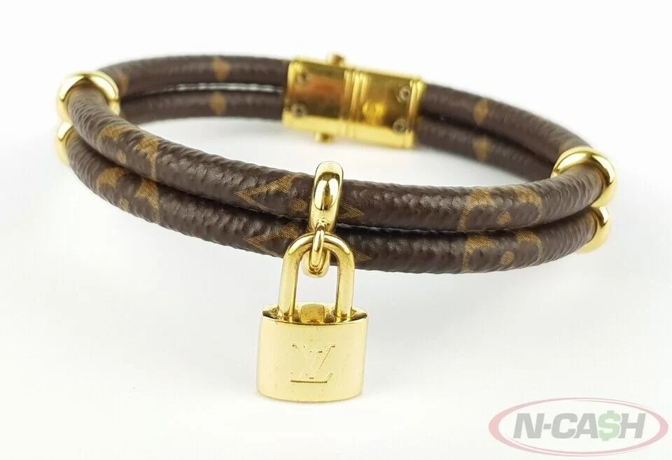 Louis Vuitton Keep It Twice Bracelet, Women's Fashion, Jewelry &  Organisers, Necklaces on Carousell