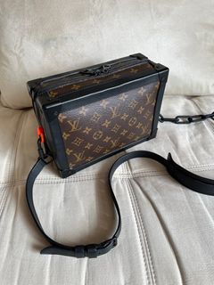 Authentic Louis Vuitton x Virgil Abloh Mini Soft Trunk Monogram Orange Chain,  Luxury, Bags & Wallets on Carousell