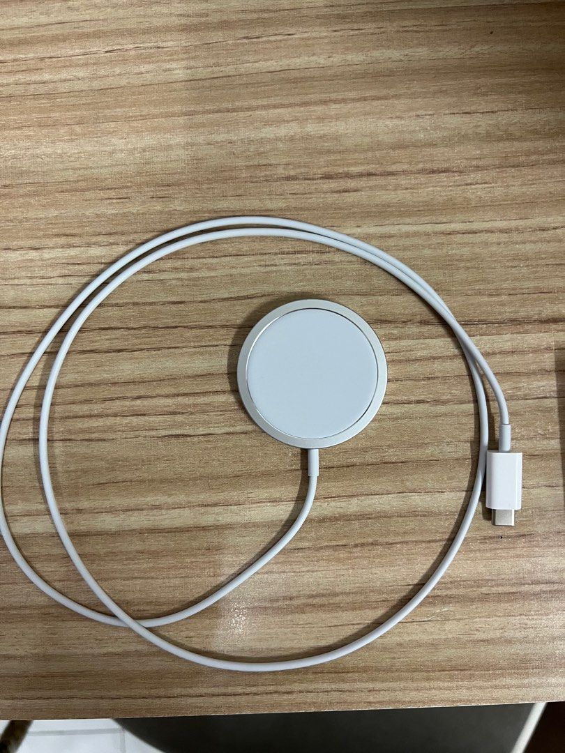 MagSafe original , Mobile Phones & Gadgets, Mobile & Gadget Accessories ...