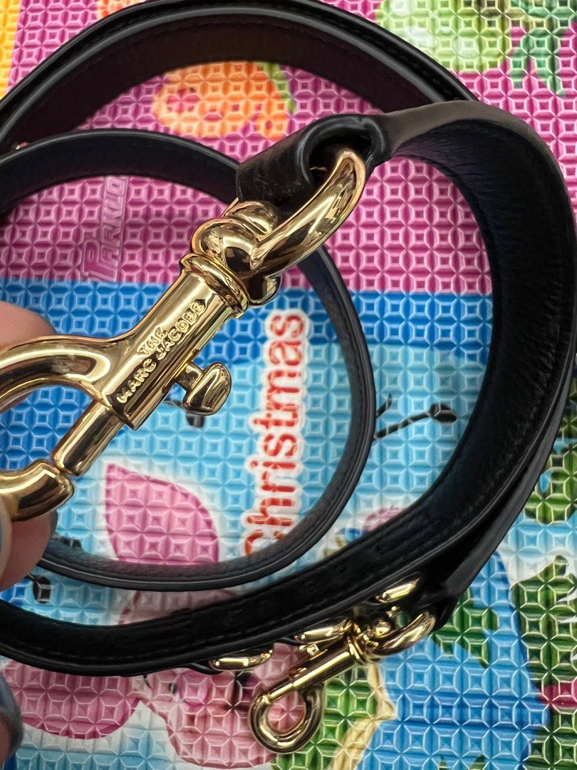 Marc jacob camera best sale bag strap