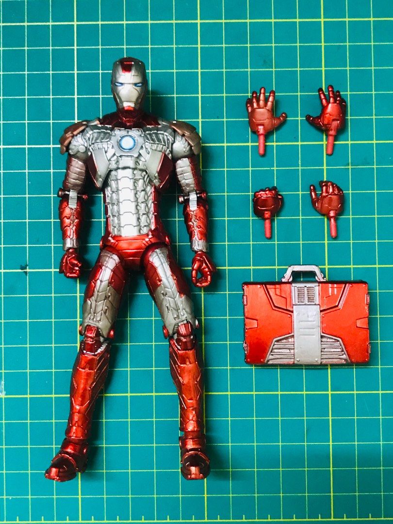 Iron man mark 5 marvel legends on sale