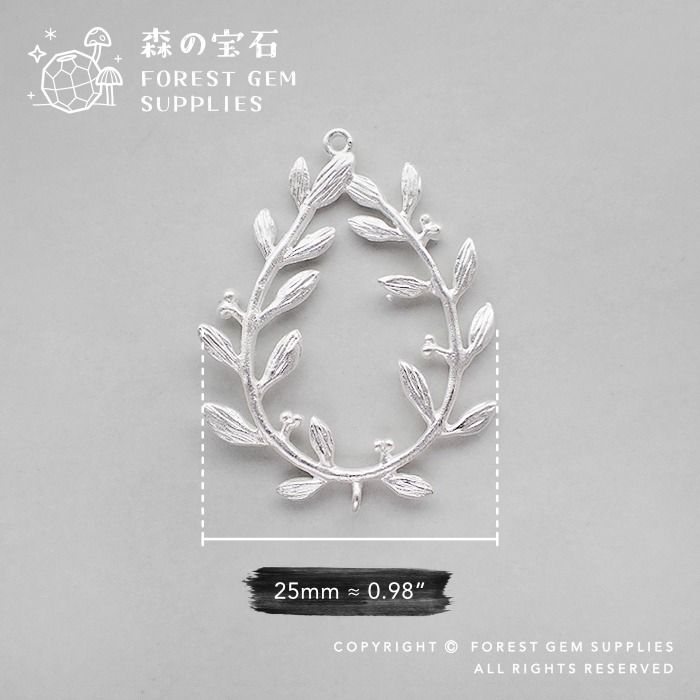 25x30mm Matte silver wreath with berries earring necklace