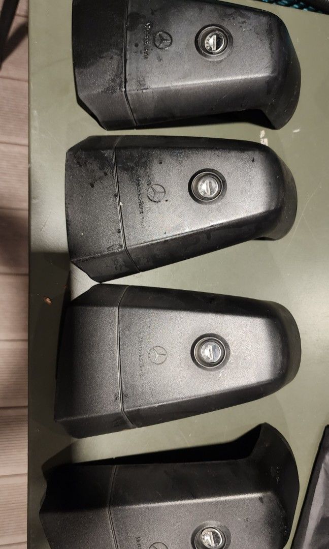 Mercedes E Class W212 original MB roof rack + 2 bikes holder, Car