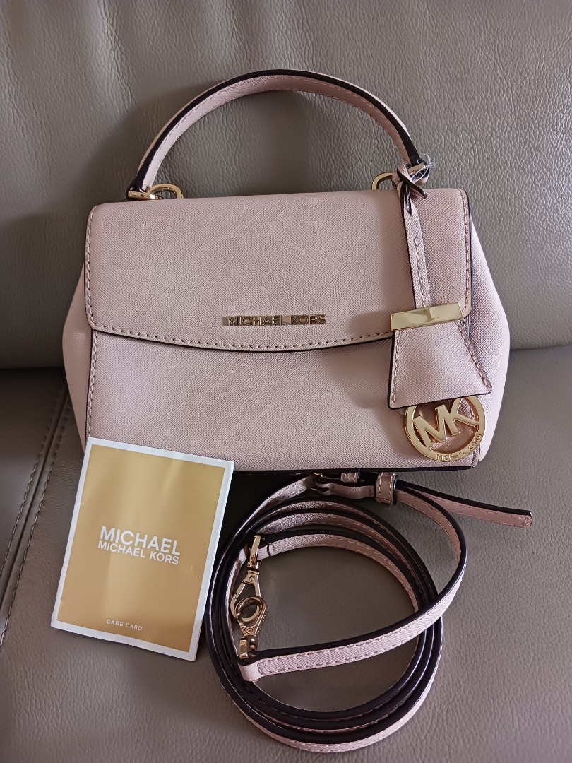 Michael Kors Ava Extra-Small Saffiano Leather Crossbody Bag Soft Pink –  Balilene