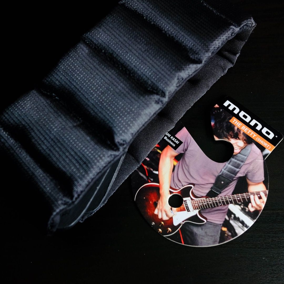 Mono cases the outlet betty strap short