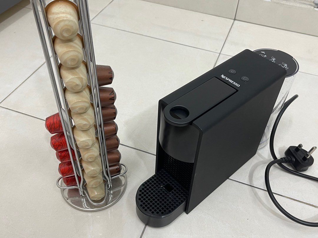 Nespresso essenza outlet mini black