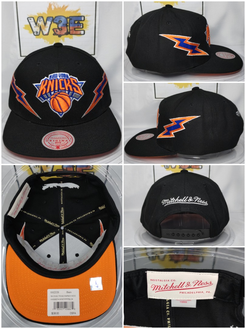 Boston Bruins Black Vintage Mitchell & Ness Double Trouble Snapback Hat