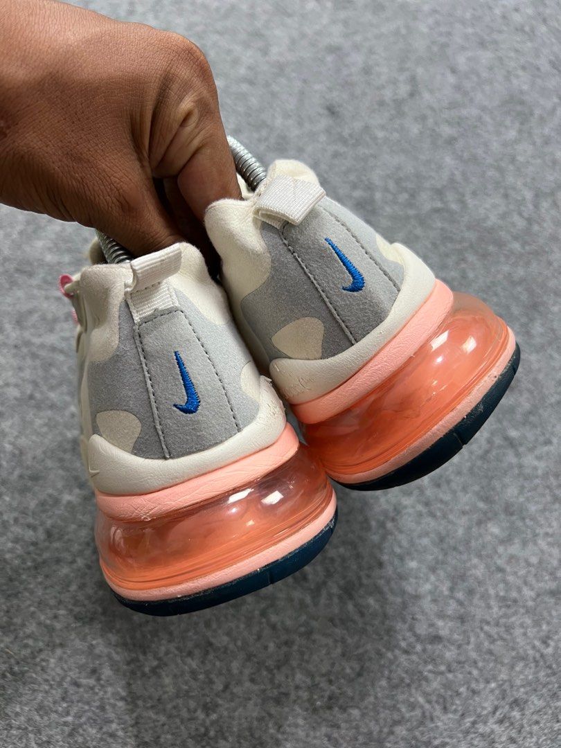 Nike Air Max 270 React 39