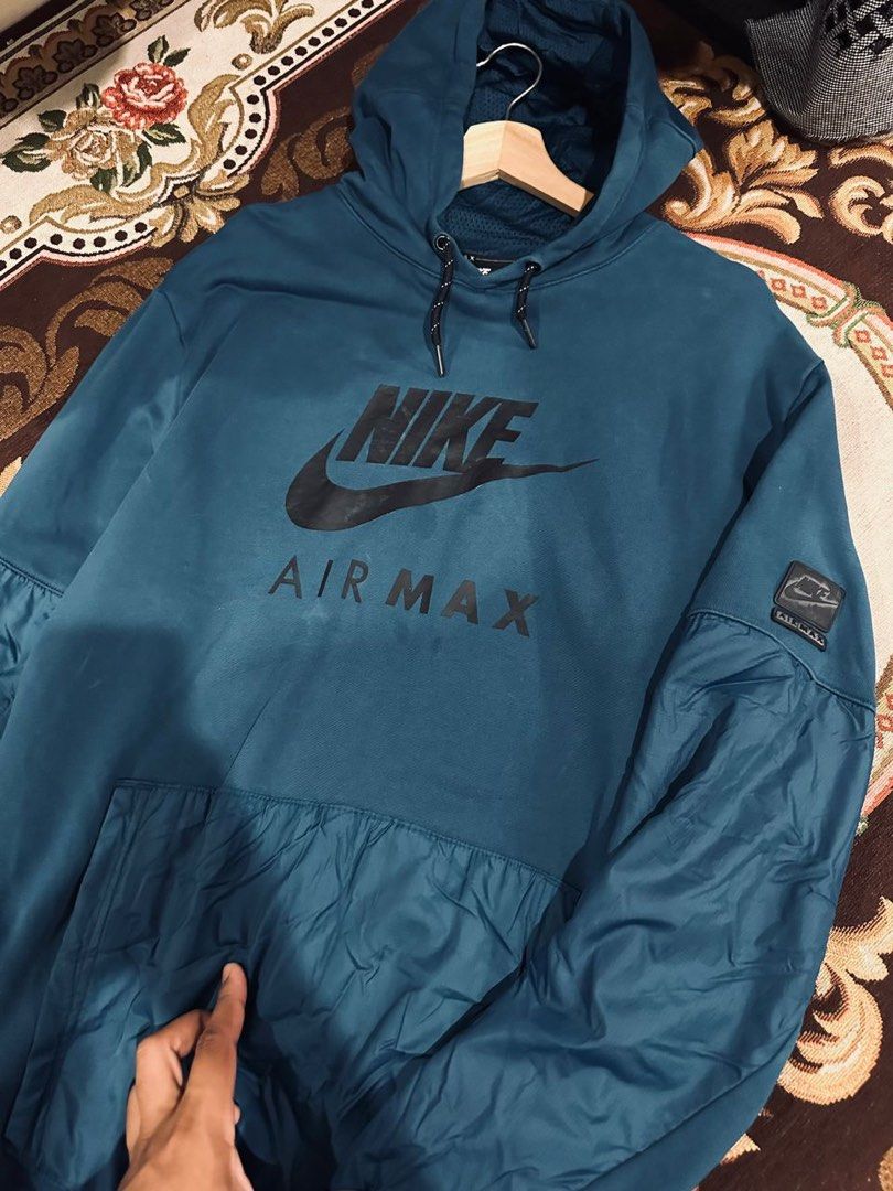 NIKE AIR MAX HOODIE Men s Fashion Tops Sets Hoodies on Carousell