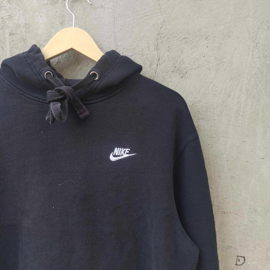 Nike Black Hoodie Jacket, Men's Fashion, Coats, Jackets and Outerwear on  Carousell