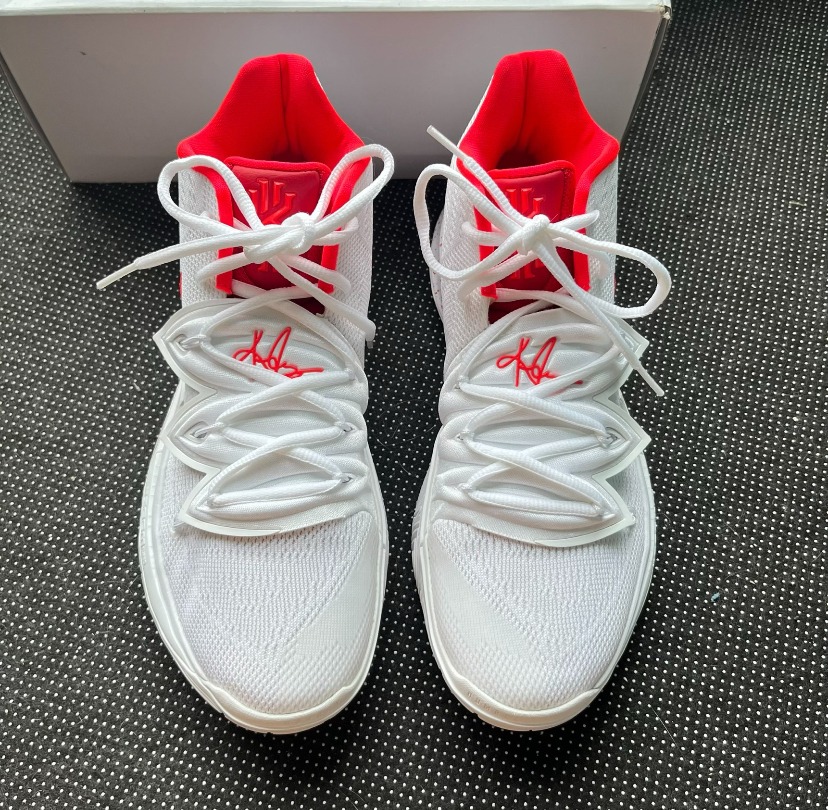 Nike Kyrie 5 ID US8.5, 男裝, 鞋, 波鞋- Carousell