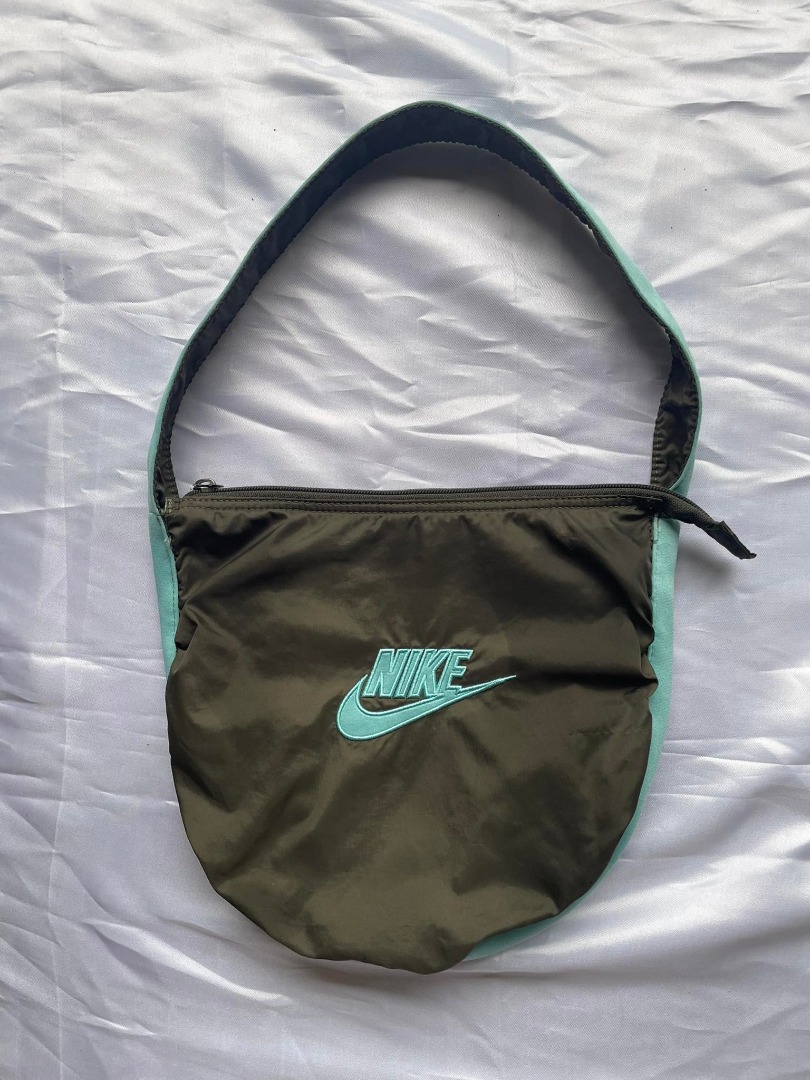 nike shoulder bag
