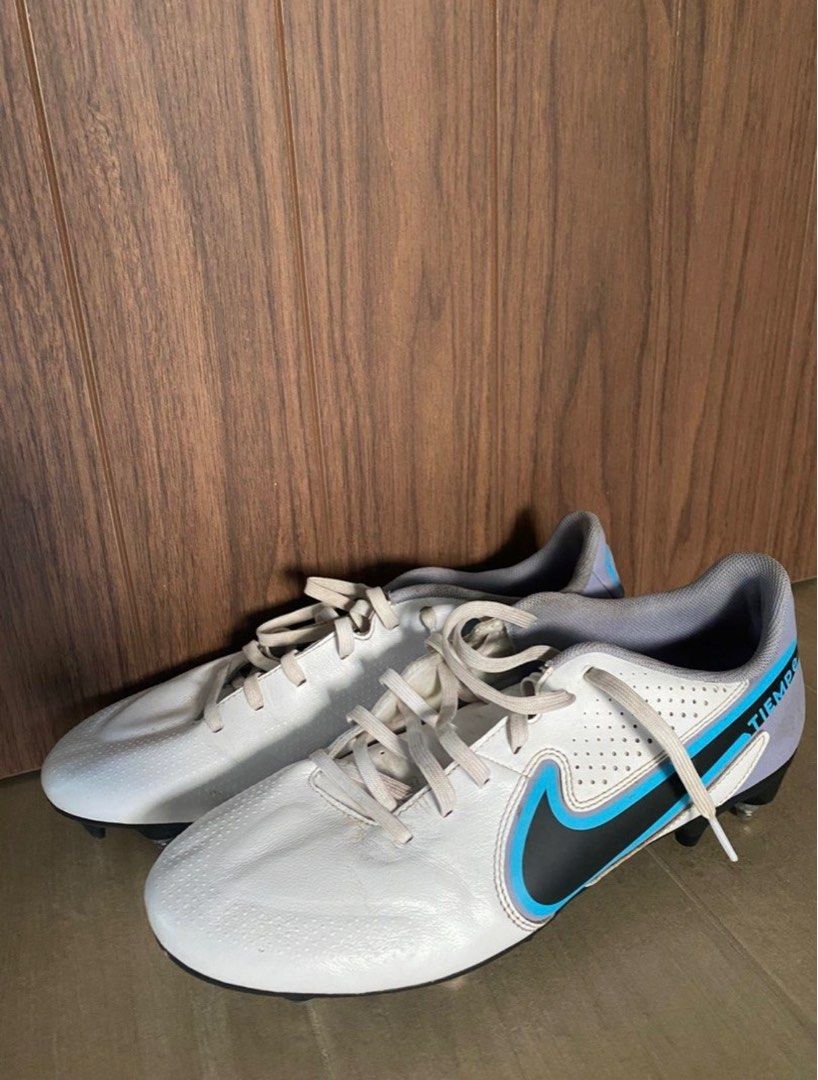 Nike tiempo cheap anti clog
