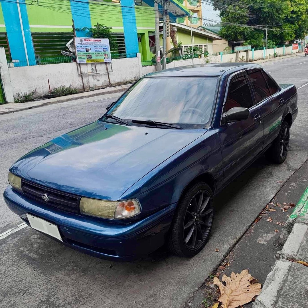 Nissan Sentra LEC Manual, Cars for Sale, Used Cars on Carousell