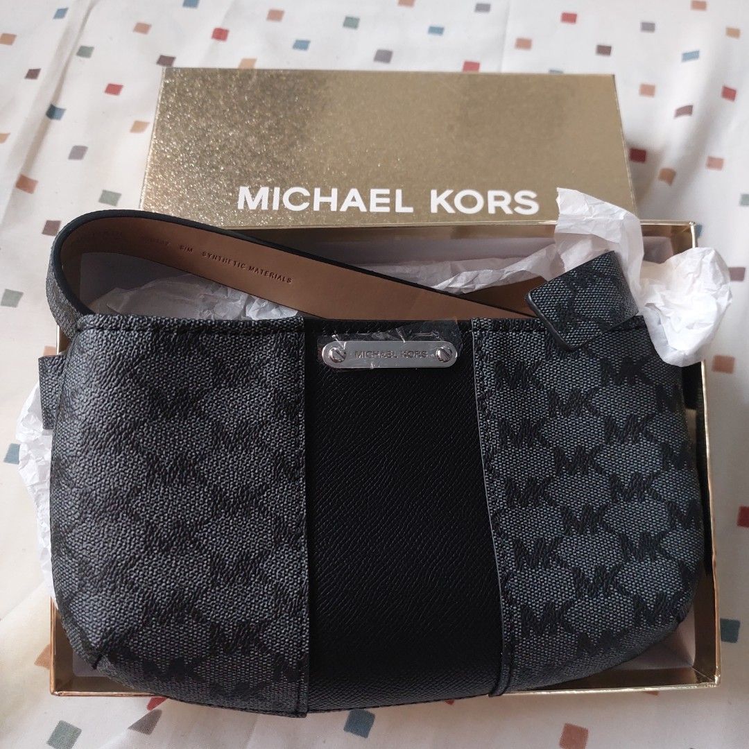 MICHAEL Michael Kors Solid Black Belt Bag One Size - 66% off | ThredUp