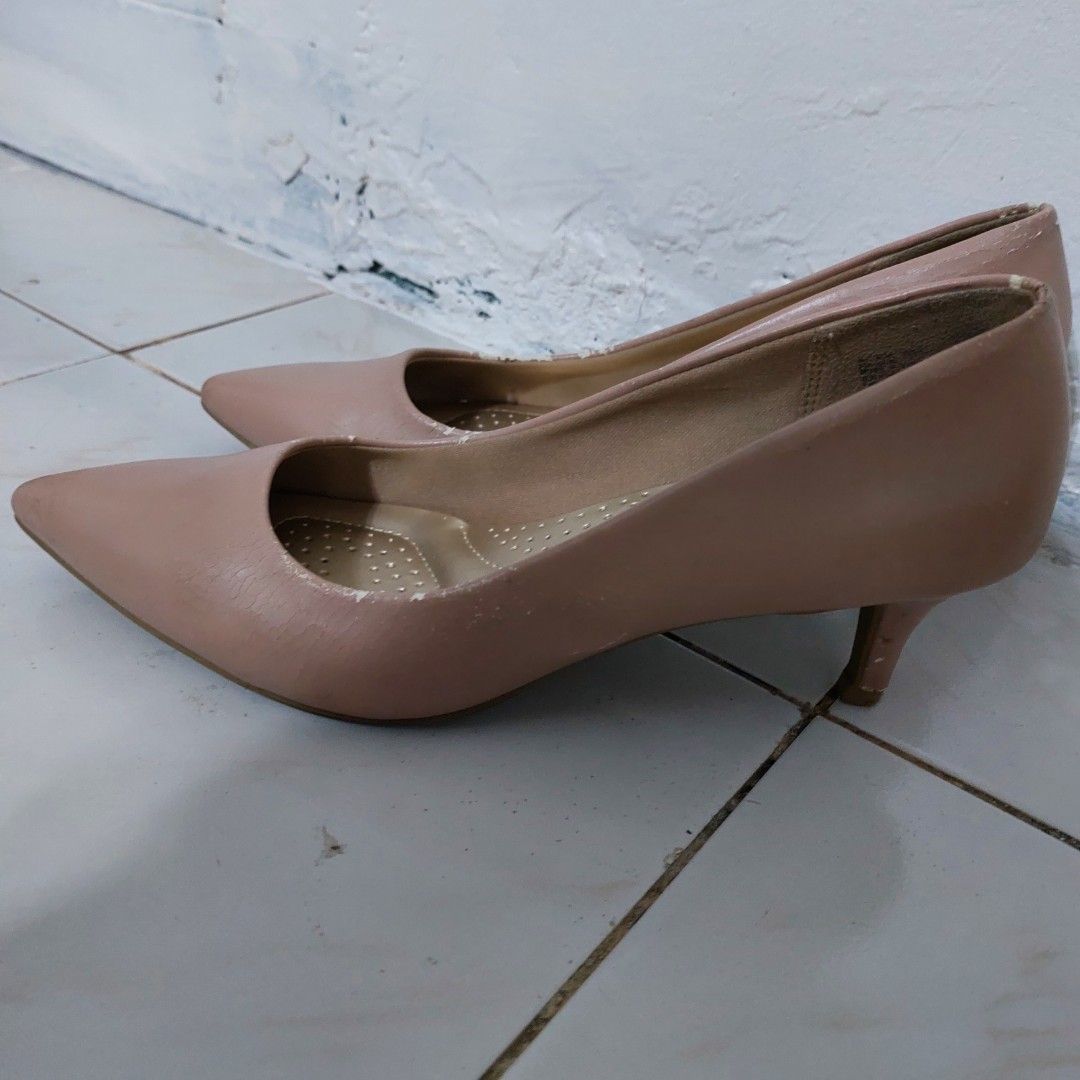 Payless shoes