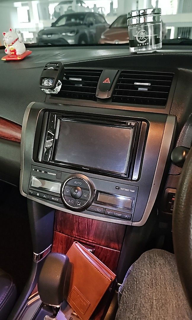 Pioneer car audio system AVHG215BT, Car Accessories, Accessories on