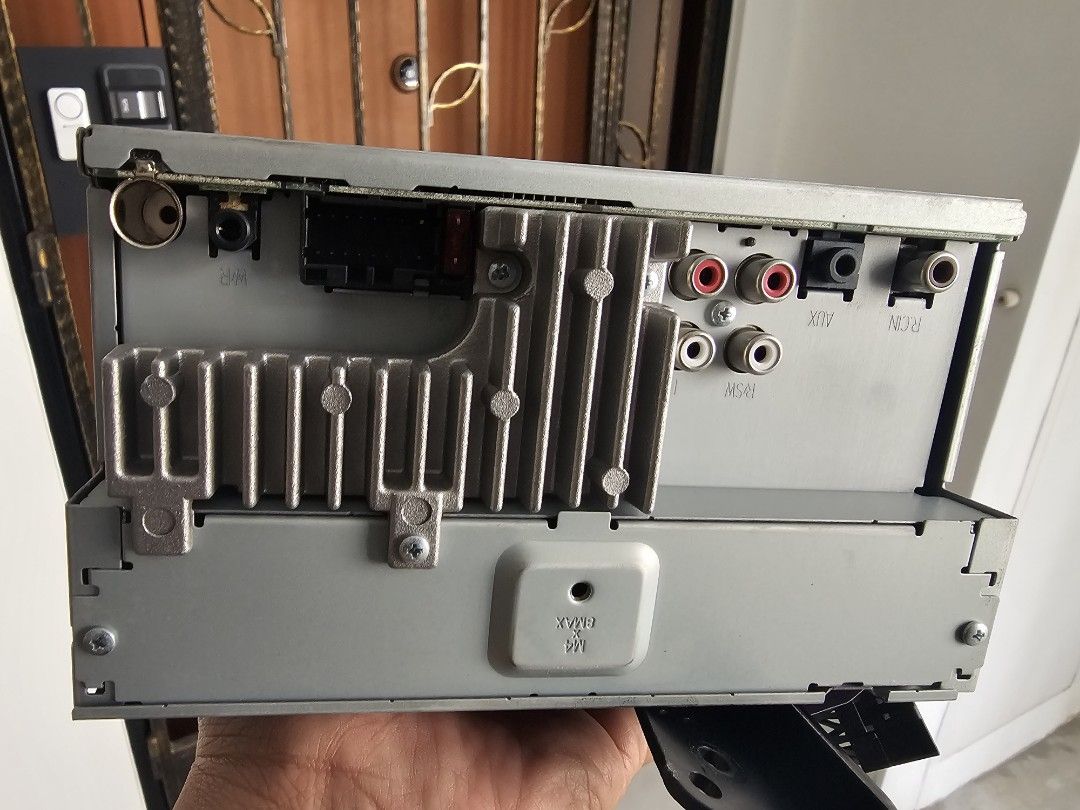 Pioneer car audio system AVHG215BT, Car Accessories, Accessories on