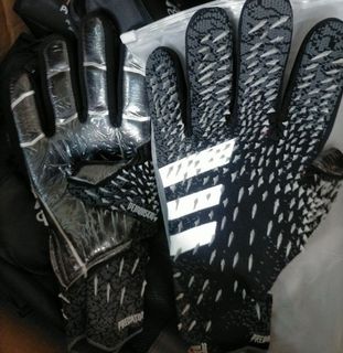 (Category: ) located in . Submitted by sssports (Listing ID 1258188499, Image 1). Description: .