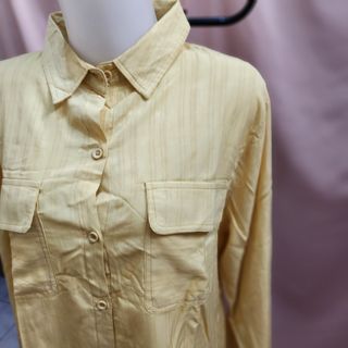 (Kategori: ) berada di . Dikirim oleh authenticprelovedgoods (ID iklan 1258126852, Gambar 1). Deskripsi: .