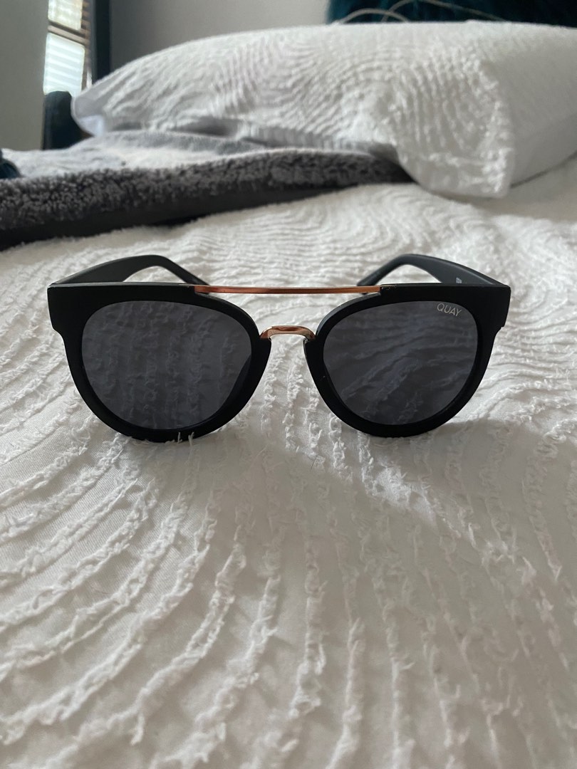 Quay Sunglasses, Women's Fashion, Watches & Accessories, Sunglasses