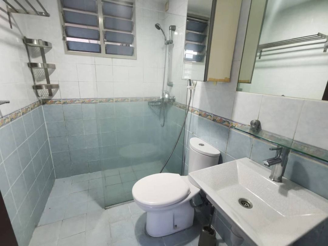 Queenstown high floor HDB unit for rent (2 Min walk to Queenstown Mrt