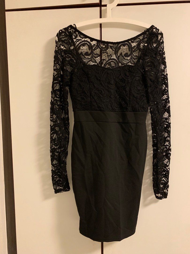 Black lace top dress quiz
