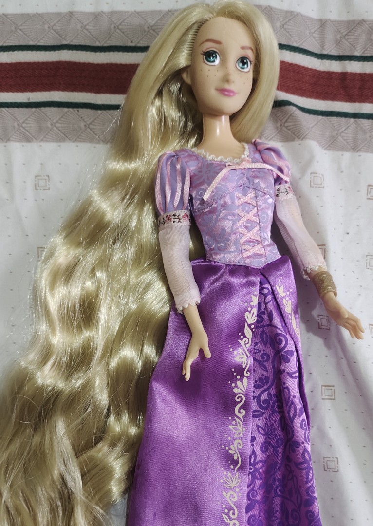 Rapunzel barbie, Hobbies & Toys, Toys & Games on Carousell