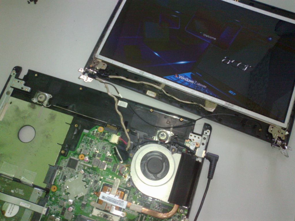 Repair, Service laptop/macbook harga student UKM/KPTM BANGI/MFI BANGI