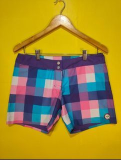 Roxy reversible checkered and purple shorts size 32