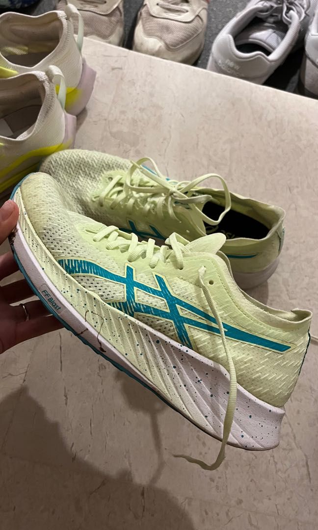 Asics walking deals shoes womens 5w