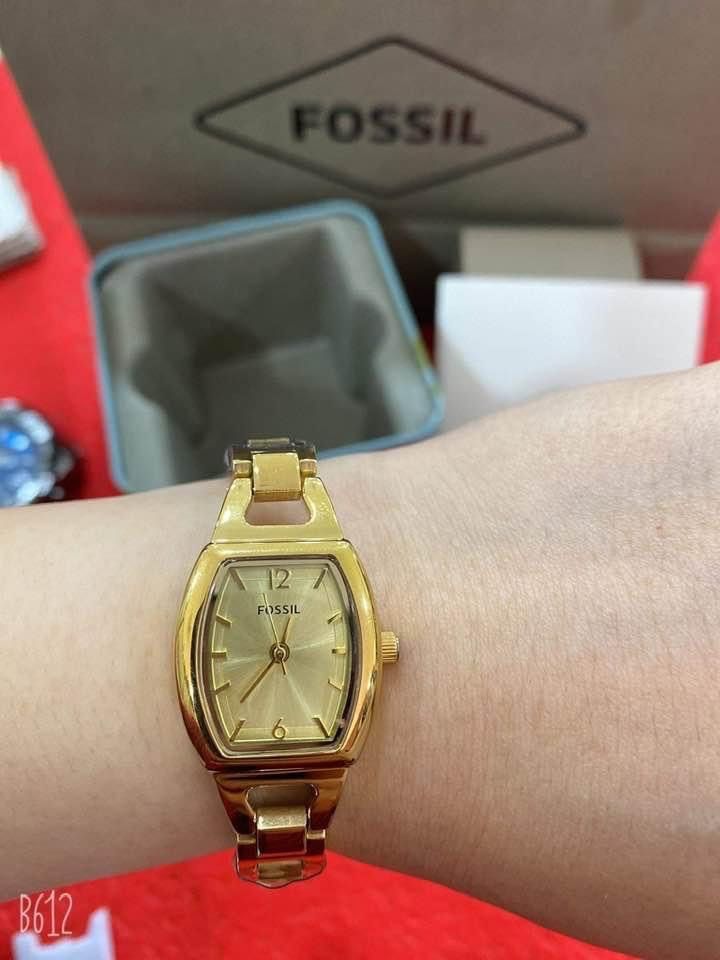 Fossil small store watch