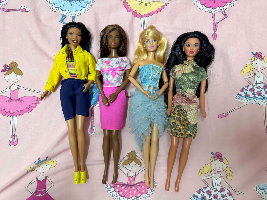 Barbie doll bundle store