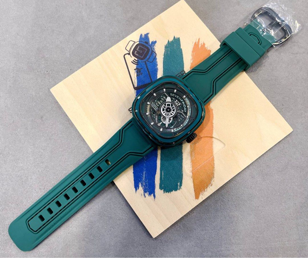 Sevenfriday green top
