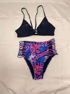 (Category: ) located in . Submitted by ca.dl (Listing ID 1258044526, Image 1). Description: .