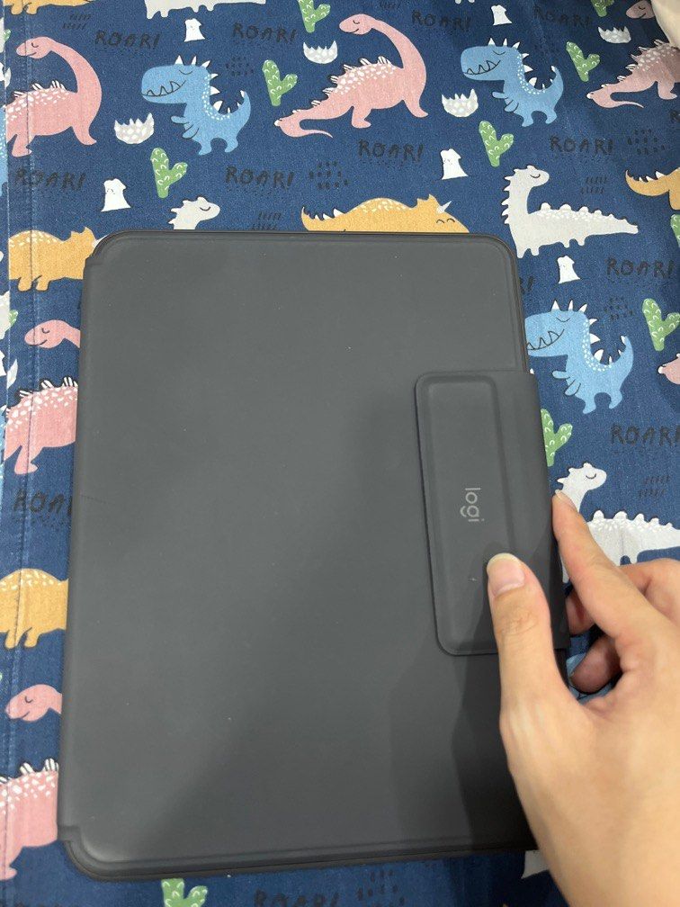 Slim Folio Pro - Keyboard Case for iPad Pro 11-inch (4th Gen