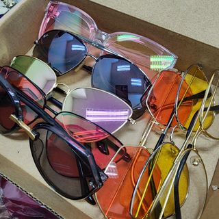 (Category: ) located in . Submitted by aurel.store (Listing ID 1258097607, Image 1). Description: .