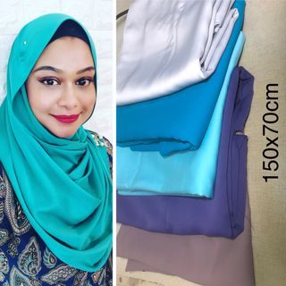 Tailor-made matte satin snood tudung