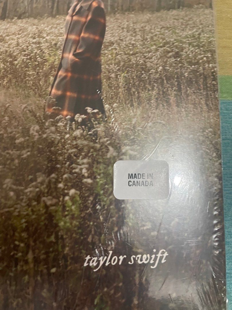 Taylor Swift Evermore RARE Opaque Vinyl (Category: Vinyls) located in Manila. Submitted by stefandraboutique (Listing ID 1258101387, Image 2). Description: Checked our stocks and we have a final RARE Evermore opaque vinyl (made in Canada) available for 4999 php 💚💚💚.