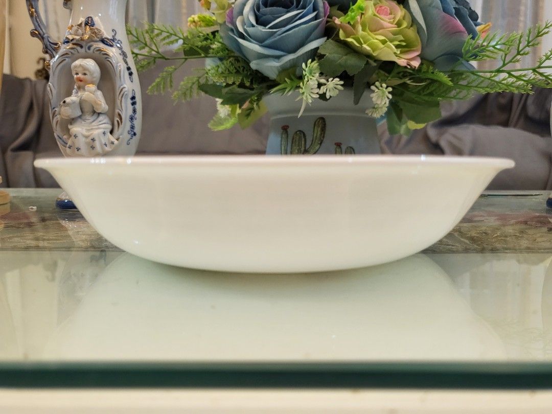 Thomas & Friends Corelle Microwavable Plate, Furniture & Home Living