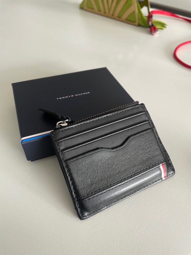 Hilfiger cardholder new arrivals