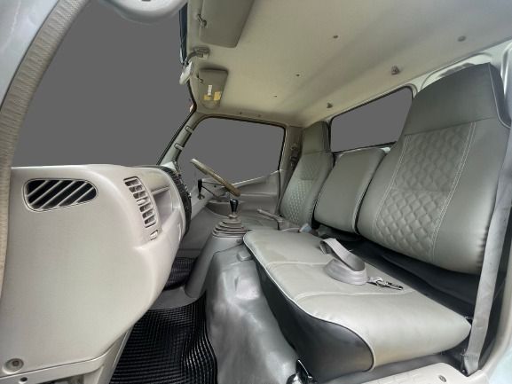 Toyota Dyna Box Lorry Turbo Manual, Cars, Commercial Vehicles, Rentals ...