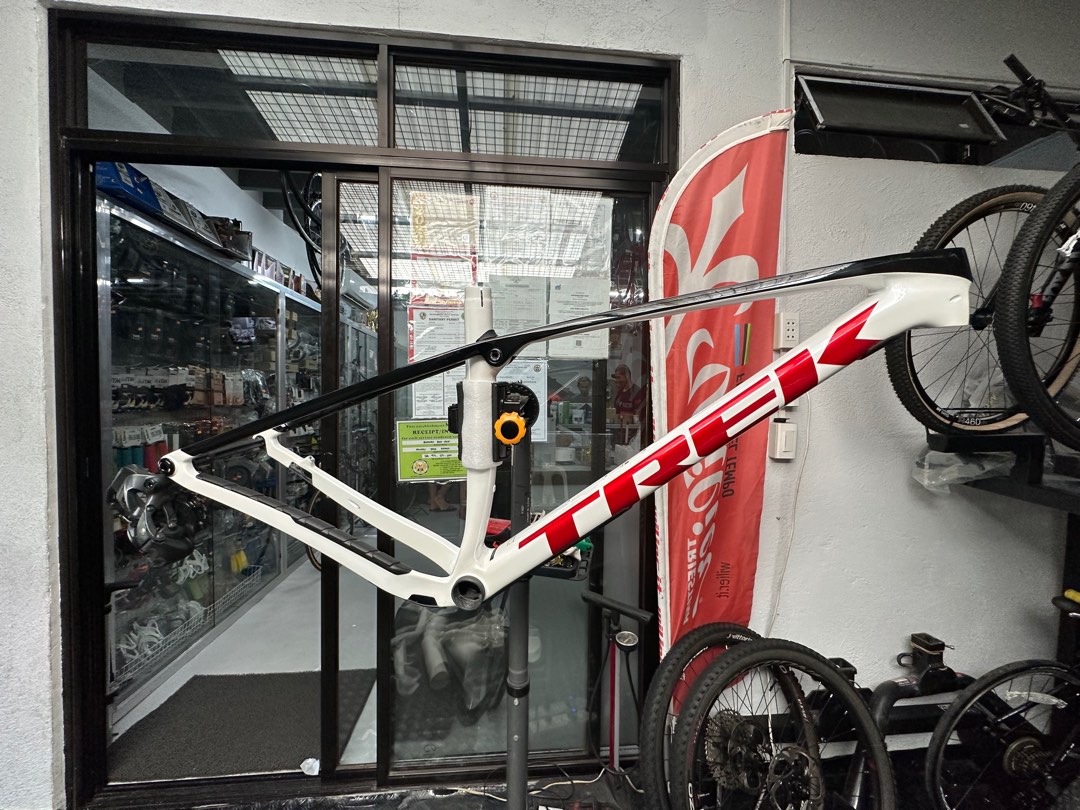Trek procaliber outlet frameset 2021