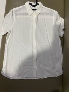 UNIQLO White blouse