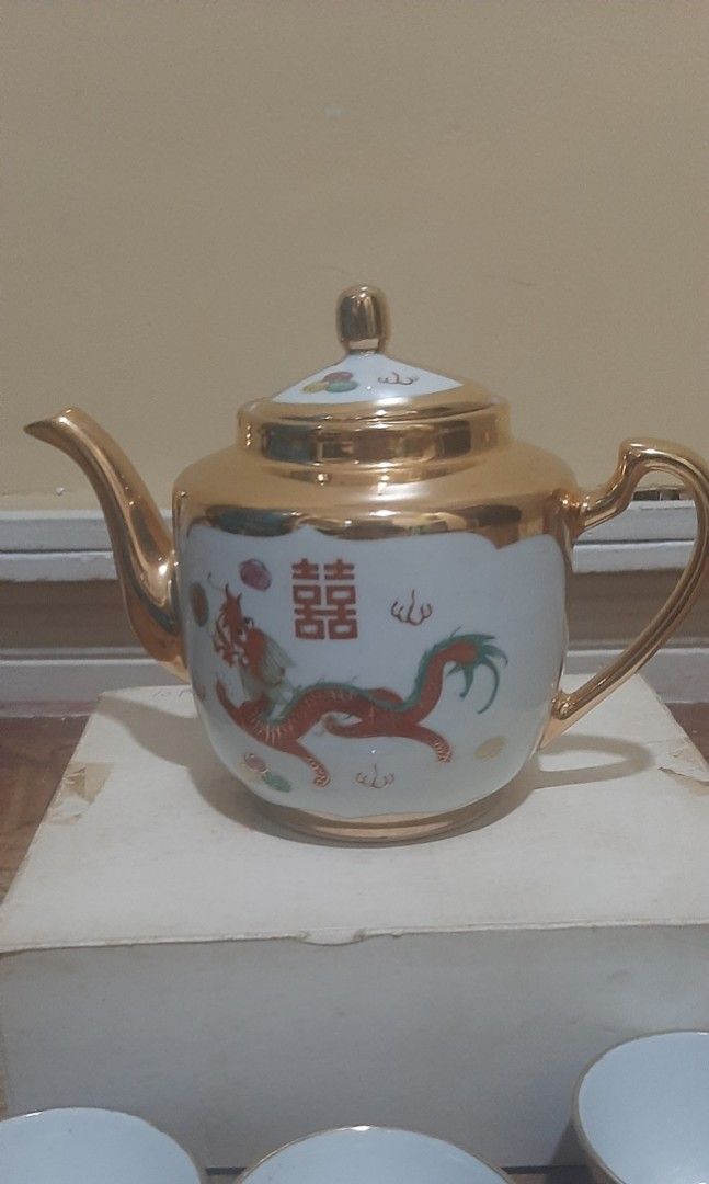 Vintage Chinese Teapot Set (Category: Coffee & Tea Tableware) located in Paranaque City. Submitted by tsentiatsen (Listing ID 1258095083, Image 3). Description: .