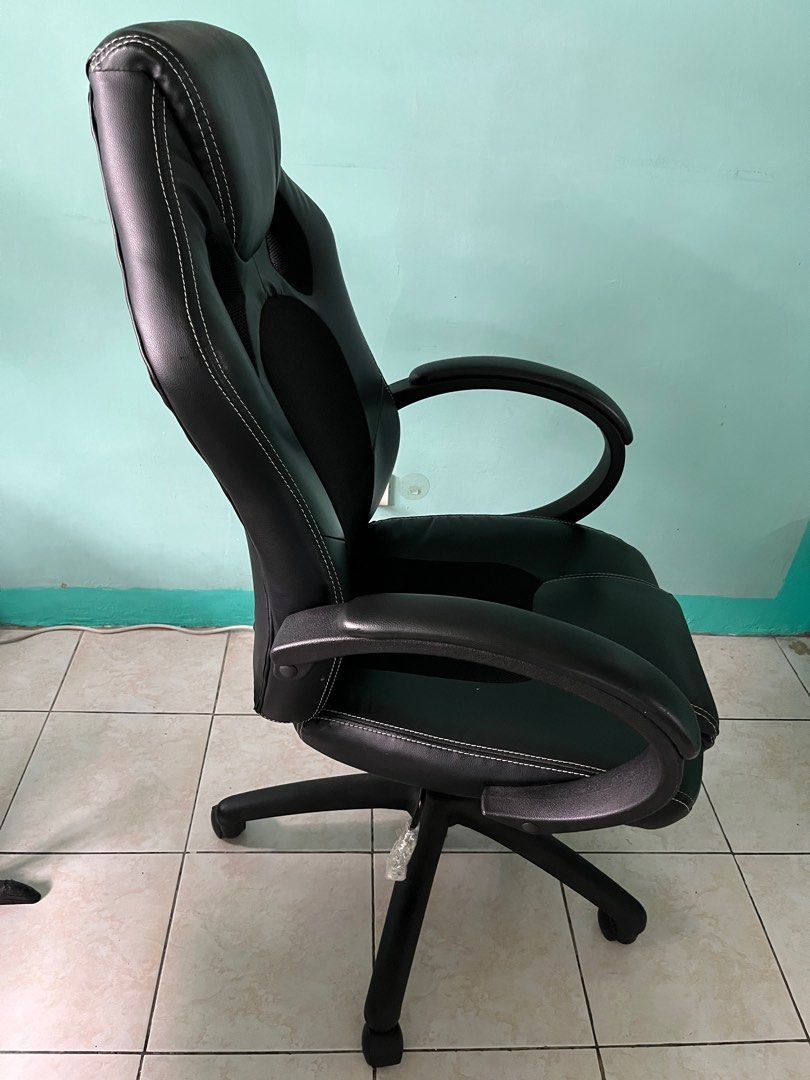 Olx office discount chair and table