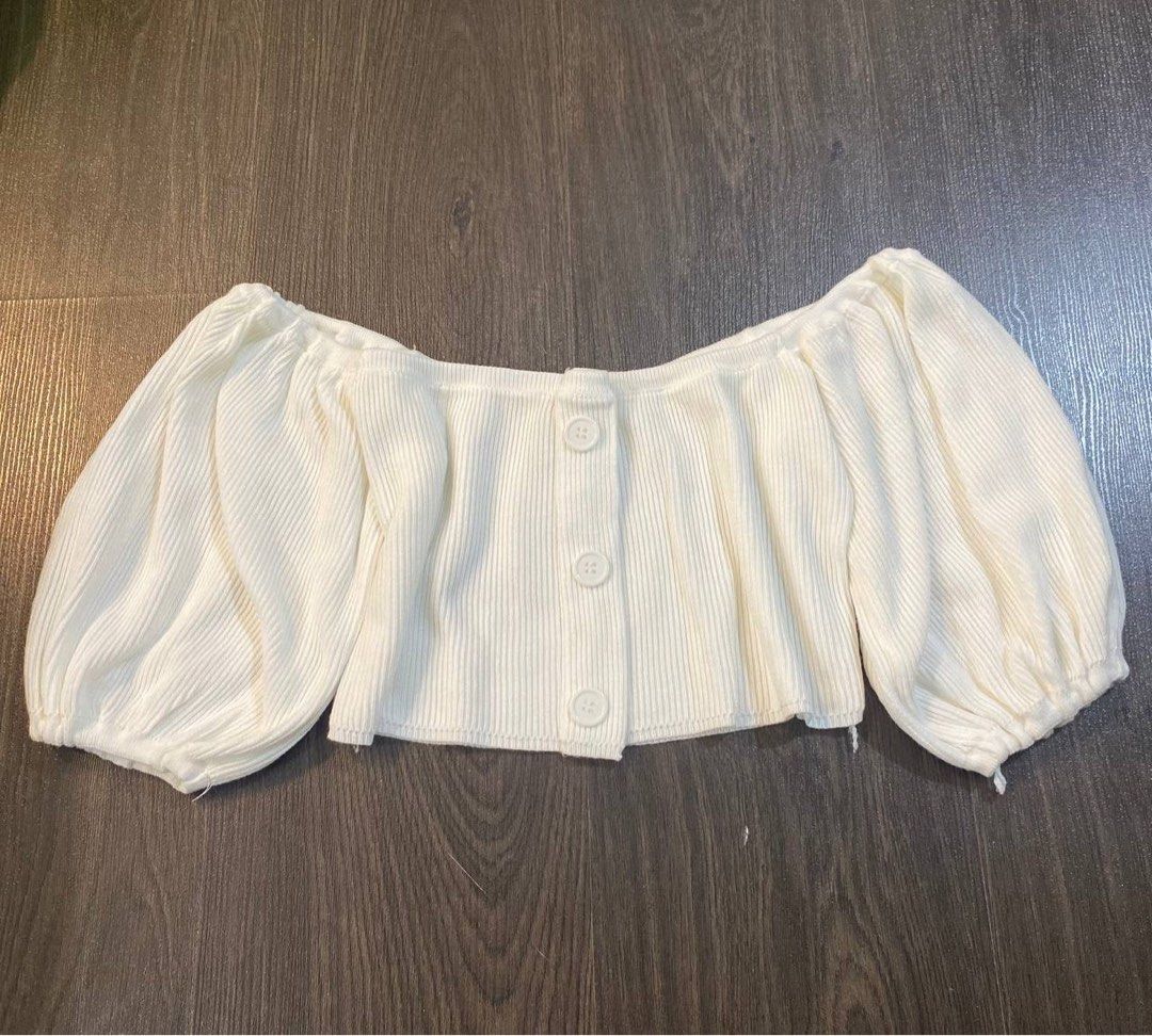 White Off Shoulder Top, Women's Fashion, Tops, Other Tops on Carousell