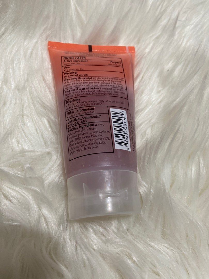 XtraCare Oil-Free Foaming Acne Wash Facial Scrub Grapefruit Scent 150g ...