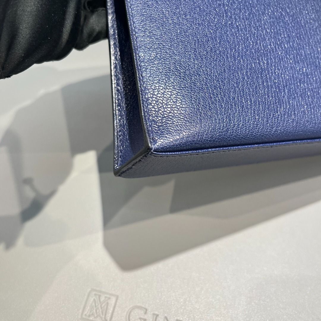 HERMÈS Kelly Elan Shoulder Bag in Blue Sapphire Chevre leather