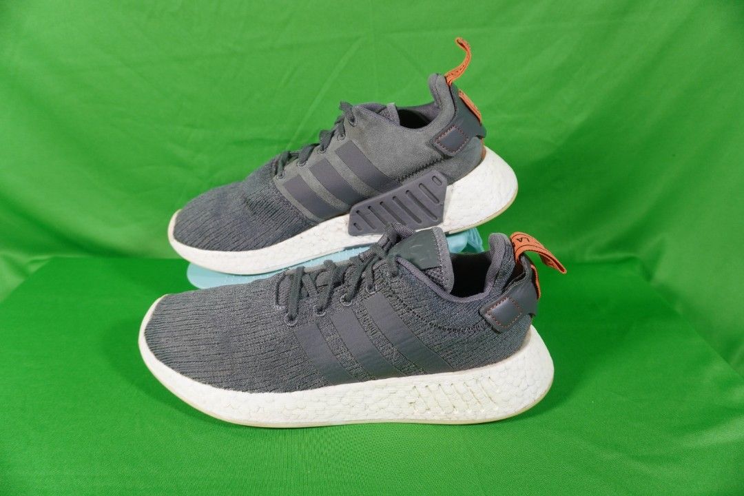 adidas NMD R2 Grey Five Future Harvest size 42 insole 26 5 cm Made in vietnam Fesyen Pria Sepatu Sneakers di Carousell